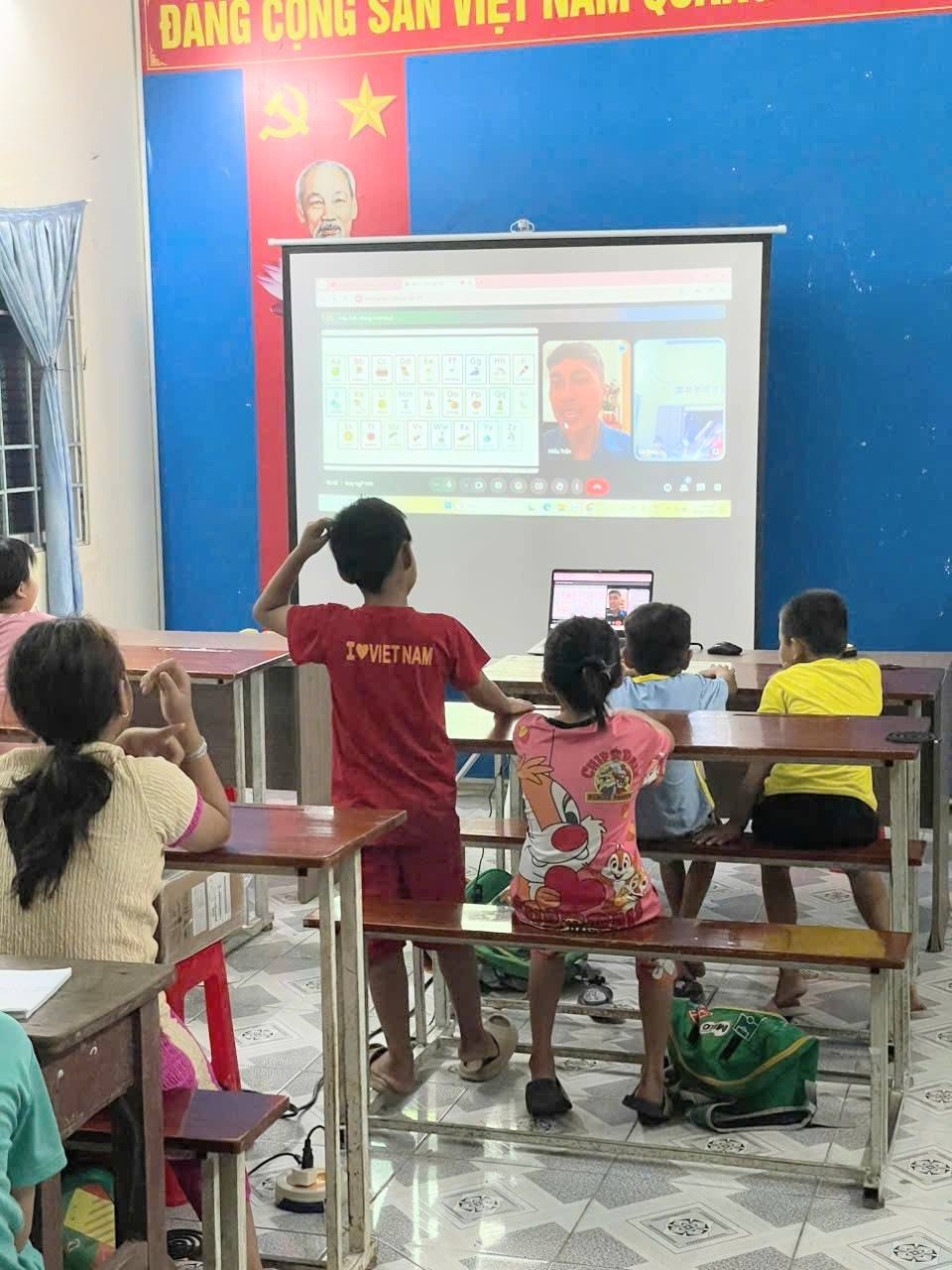 Hội Sinh viên trường lần đầu triển khai mô hình Tình nguyện trực tuyến